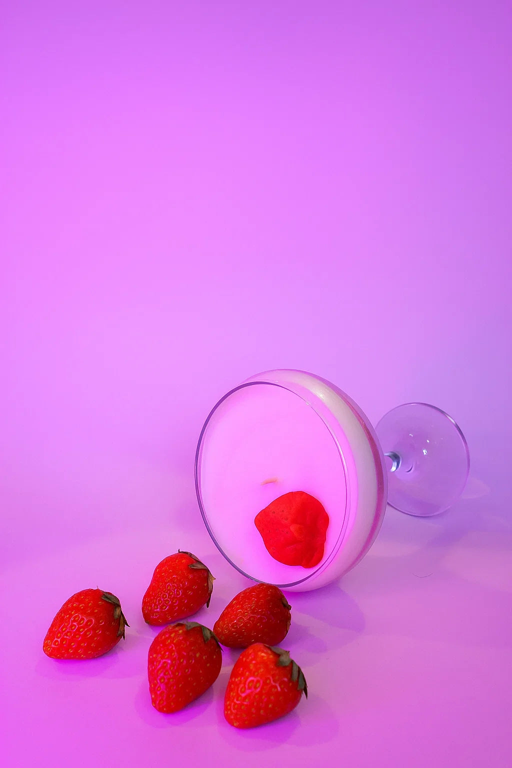 Strawberry Coctail Candle
